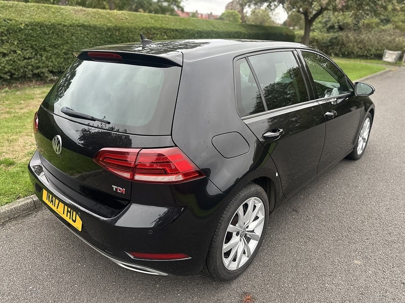 Used Volkswagen Golf 2017 for sale - 76022445: Photo 3