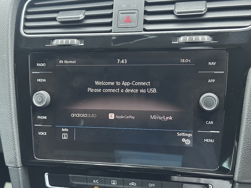 Used Volkswagen Golf 2017 for sale - 76022445: Photo 48