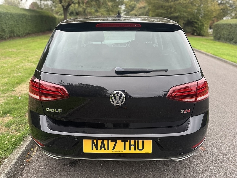 Used Volkswagen Golf 2017 for sale - 76022445: Photo 5
