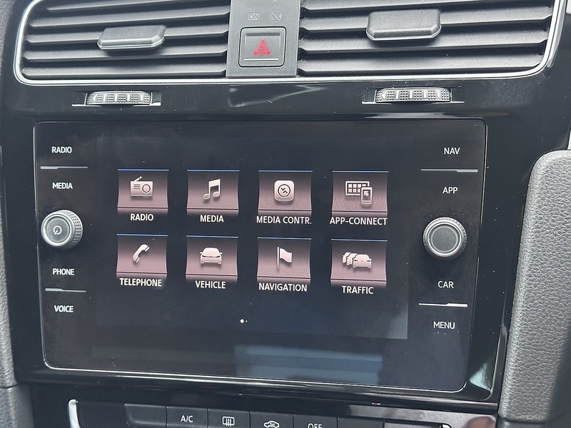 Used Volkswagen Golf 2017 for sale - 76022445: Photo 53