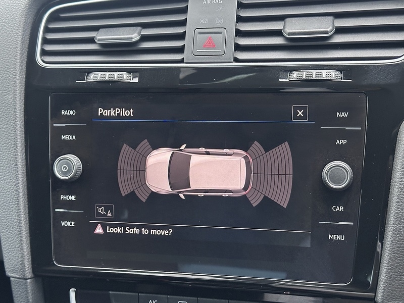 Used Volkswagen Golf 2017 for sale - 76022445: Photo 55