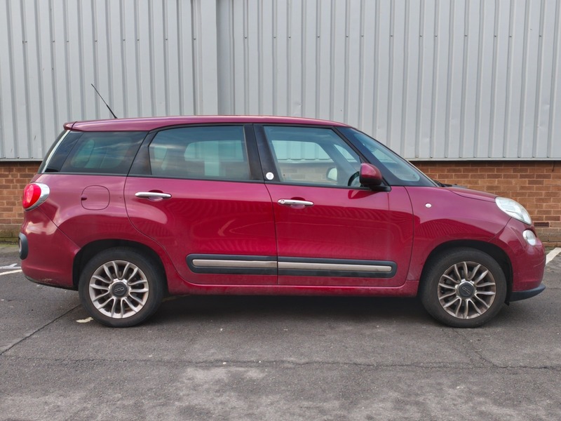 Used Fiat 500L 2014 for sale - 76941698: Photo 2