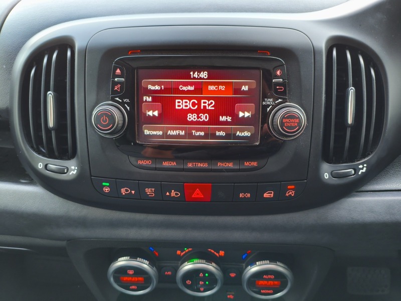 Used Fiat 500L 2014 for sale - 76941698: Photo 24