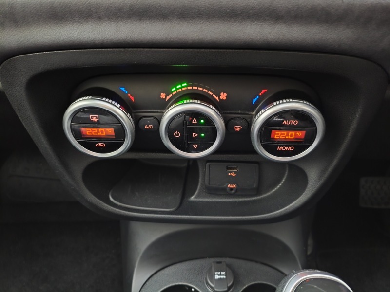 Used Fiat 500L 2014 for sale - 76941698: Photo 25