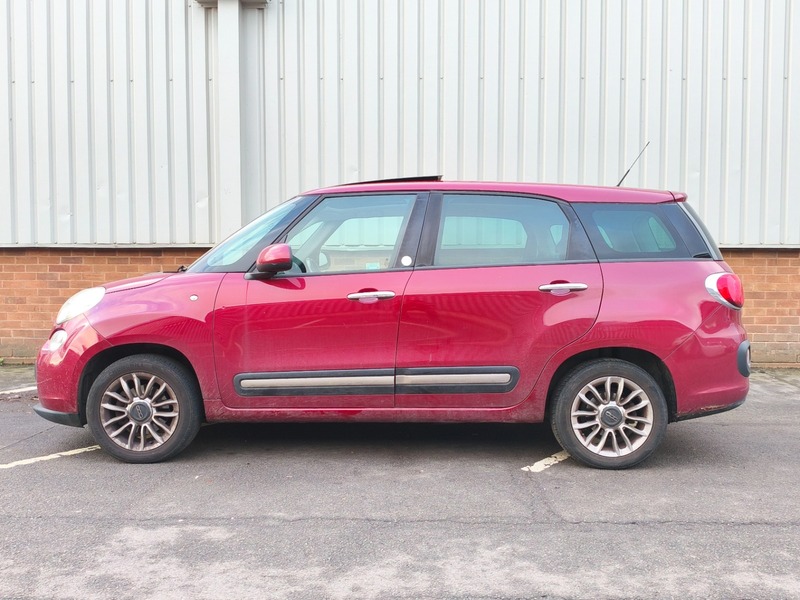 Used Fiat 500L 2014 for sale - 76941698: Photo 3