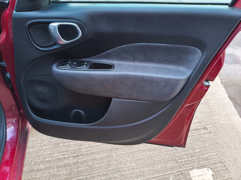 Used Fiat 500L 2014 for sale - 76941698: Photo 37