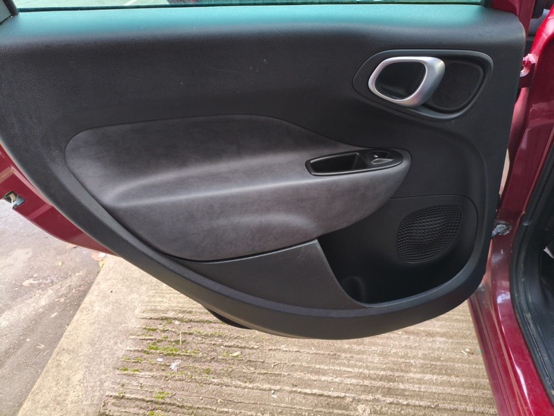 Used Fiat 500L 2014 for sale - 76941698: Photo 40