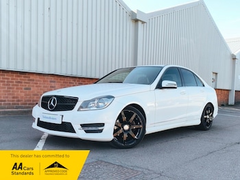 Used Mercedes-Benz C Class 2014 for sale - 78501877: Photo