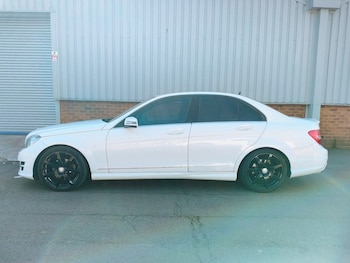 Used Mercedes-Benz C Class 2014 for sale - 78501877: Photo