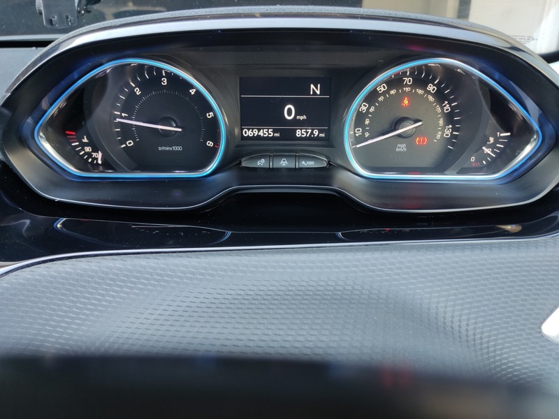 Used Peugeot 2008 2015 for sale - 77558369: Photo 17