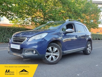 Used Peugeot 2008 2015 for sale - 77558369: Photo