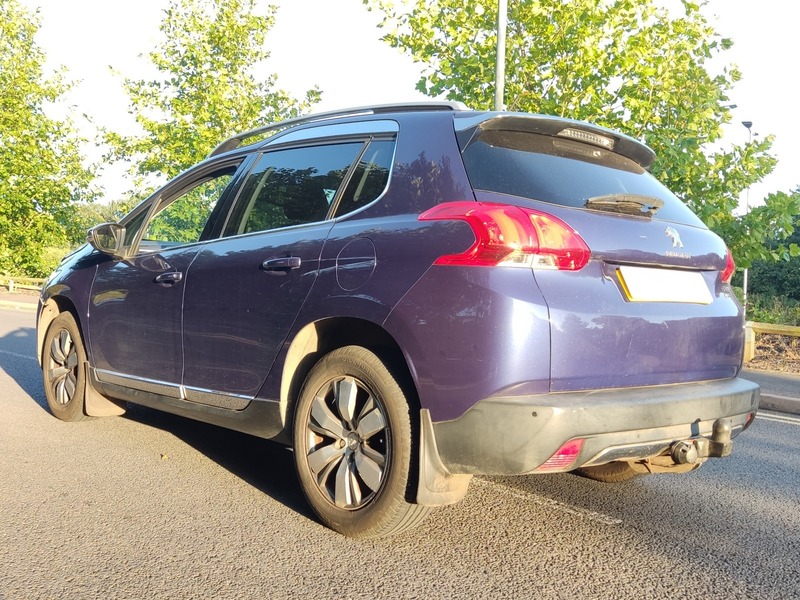 Used Peugeot 2008 2015 for sale - 77558369: Photo 9