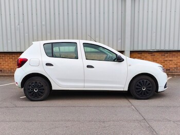 Used Dacia Sandero 2019 for sale - 78646131: Photo