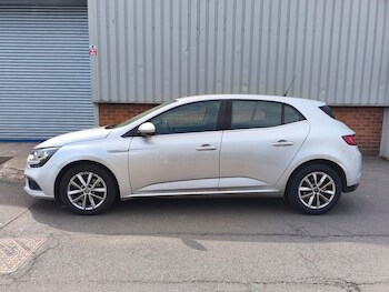 Used Renault Megane 2017 for sale - 78501904: Photo