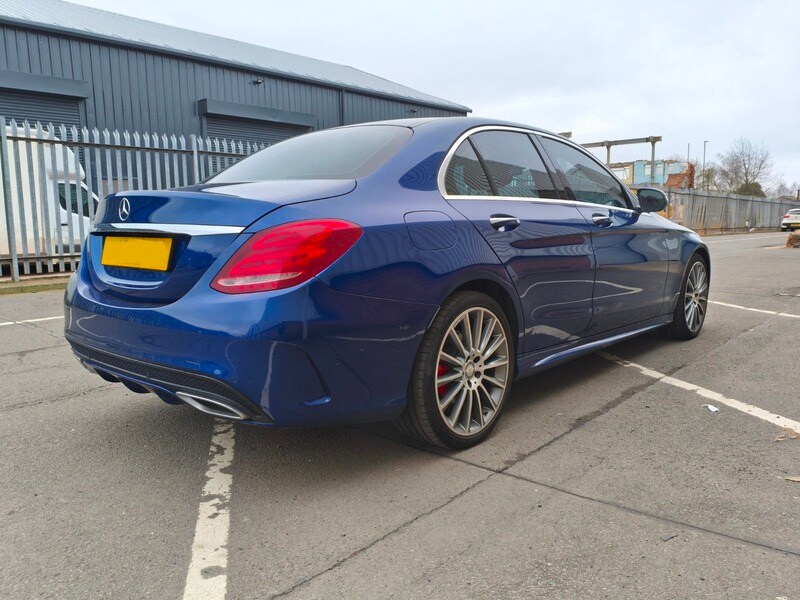 Used Mercedes-Benz C Class 2015 for sale - 77937536: Photo 11