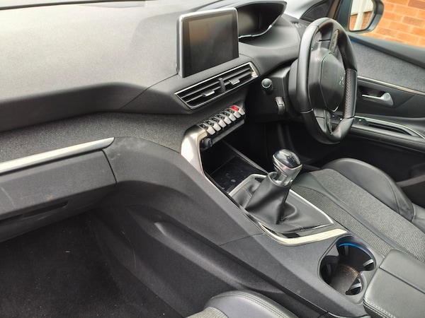 Used Peugeot 5008 2020 for sale - 76173511: Photo 24