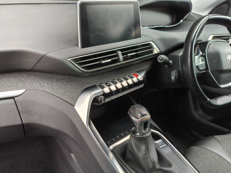 Used Peugeot 5008 2020 for sale - 76173511: Photo 30