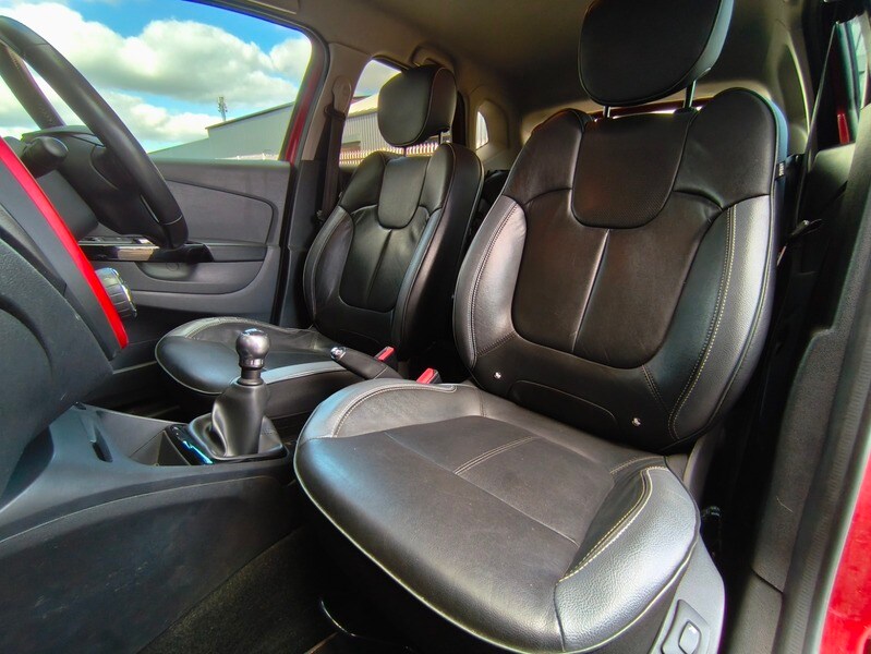 Used Renault Captur 2017 for sale - 76098369: Photo 36