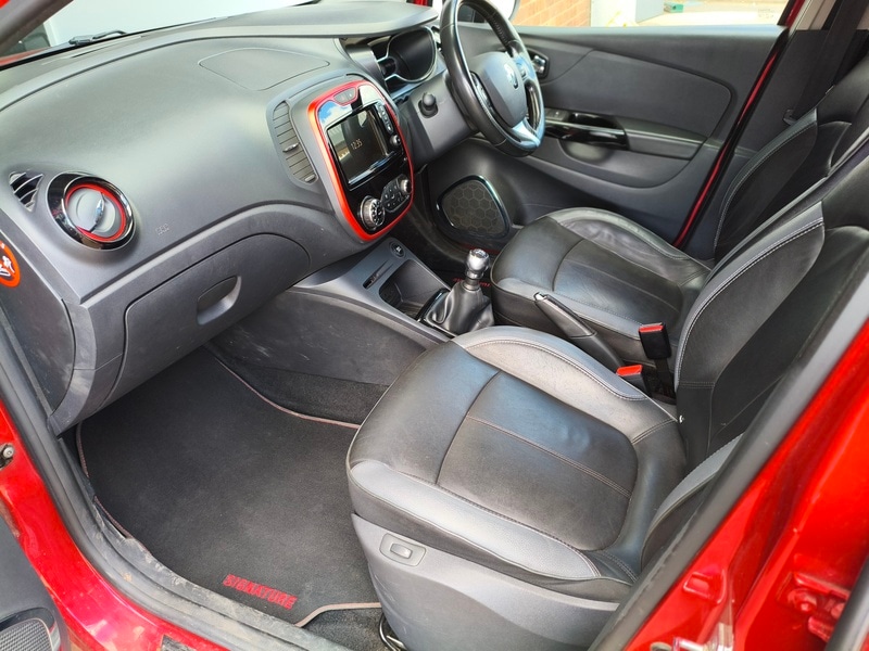 Used Renault Captur 2017 for sale - 76098369: Photo 37