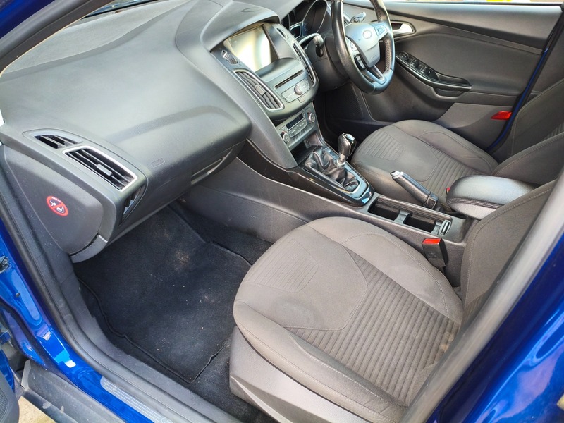 Used Ford Focus 2015 for sale - 76686902: Photo 21