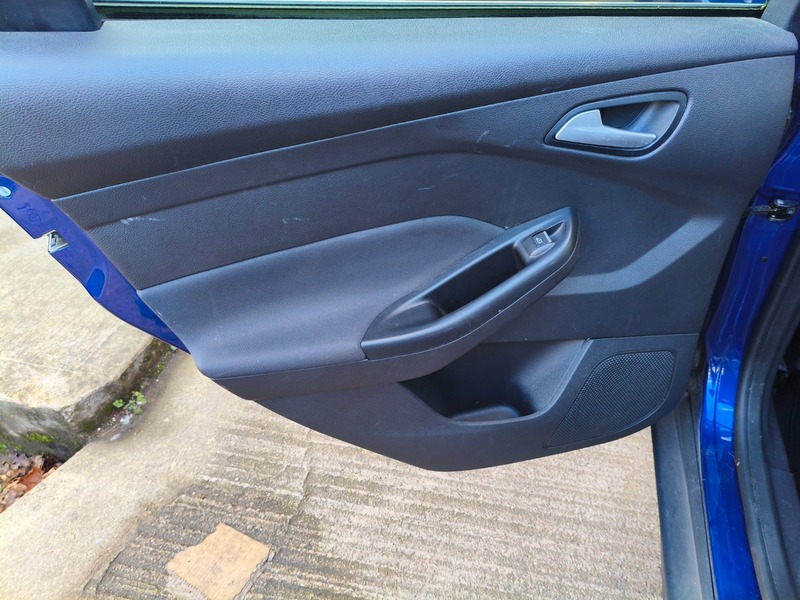 Used Ford Focus 2015 for sale - 76686902: Photo 35