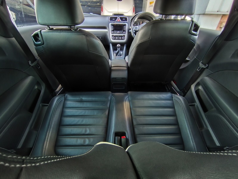 Used Volkswagen Scirocco 2012 for sale - 77236950: Photo 30