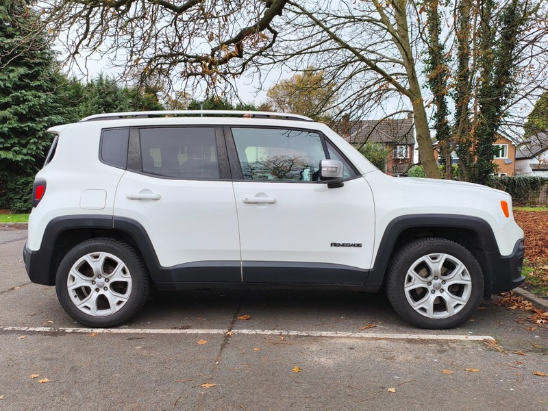 Used Jeep Renegade 2016 for sale - 76665886: Photo 2