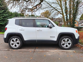 Used Jeep Renegade 2016 for sale - 76665886: Photo