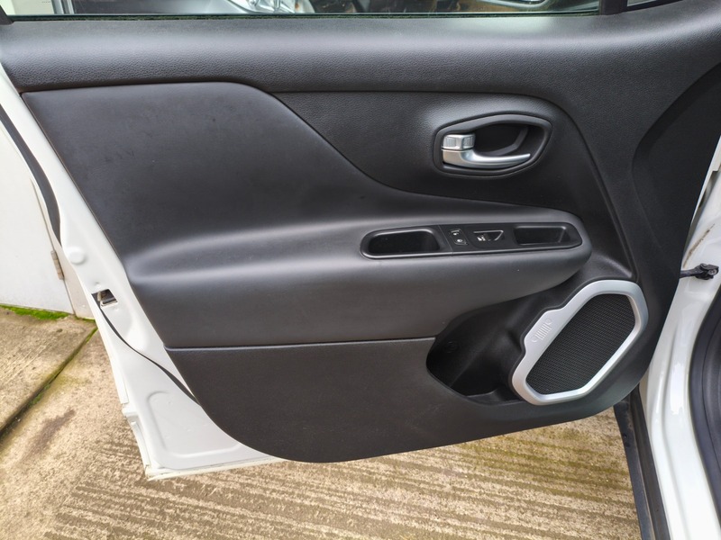 Used Jeep Renegade 2016 for sale - 76665886: Photo 46