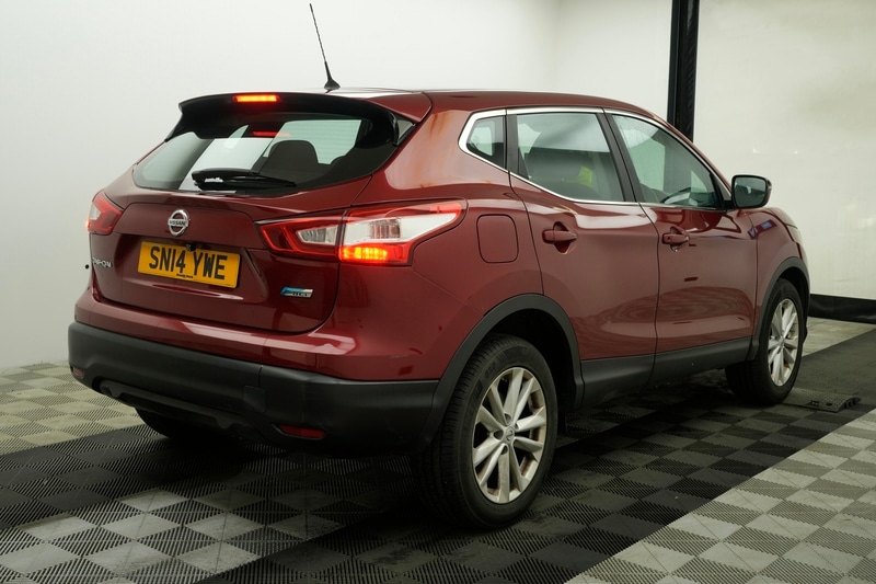 Used Nissan Qashqai 2014 for sale - 78201413: Photo 2