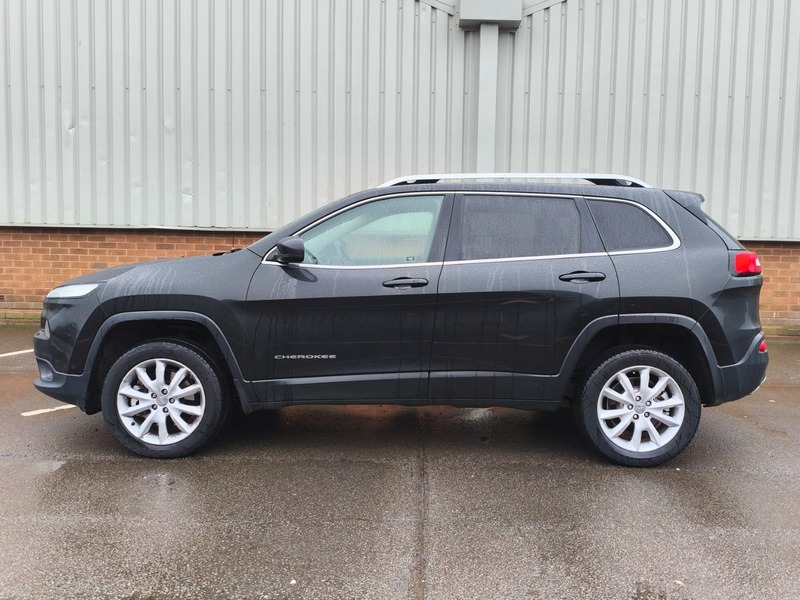 Used Jeep Cherokee 2015 for sale - 77521750: Photo 2