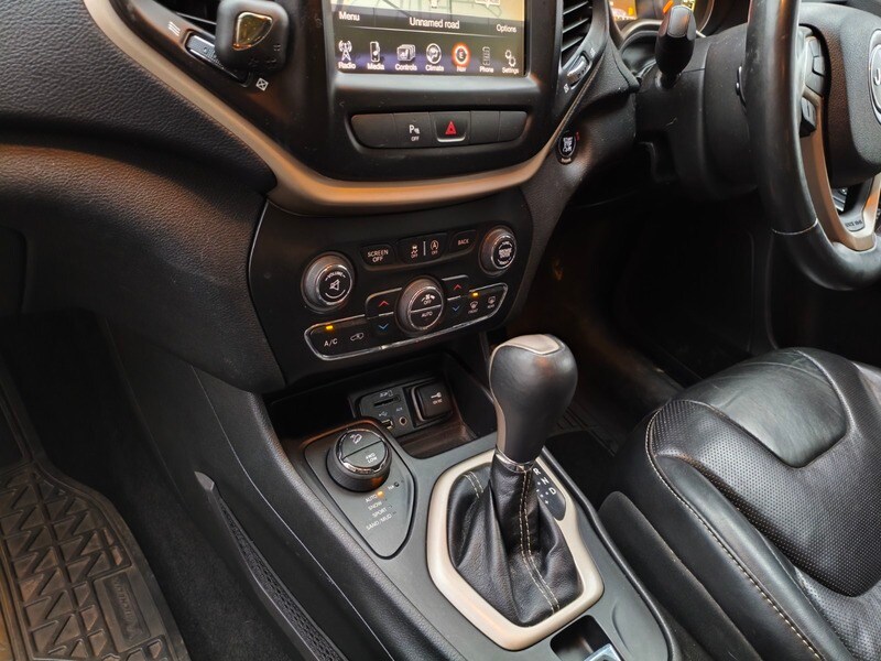 Used Jeep Cherokee 2015 for sale - 77521750: Photo 30