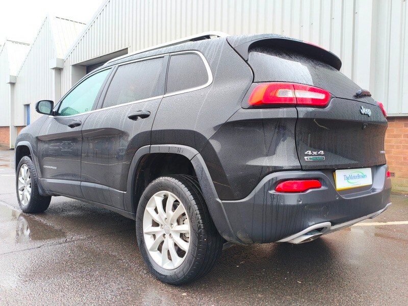 Used Jeep Cherokee 2015 for sale - 77521750: Photo 8