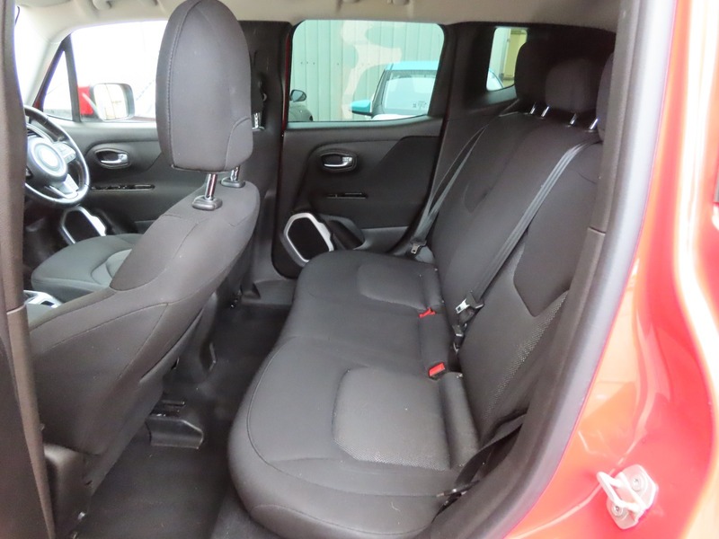 Used Jeep Renegade 2015 for sale - 77643420: Photo 11
