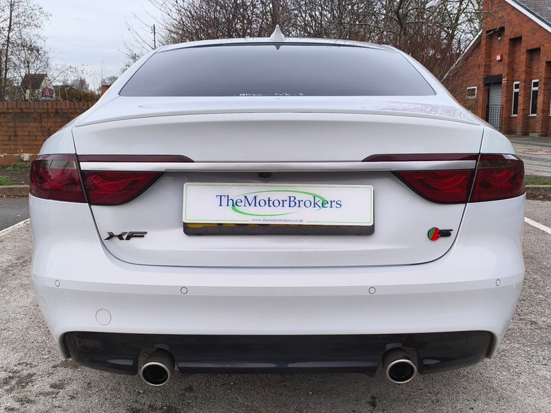 Used Jaguar XF 2016 for sale - 77584232: Photo 8