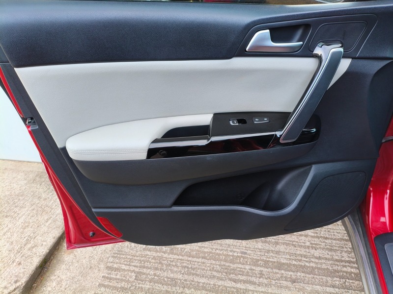 Used Kia Sportage 2016 for sale - 76527290: Photo 44