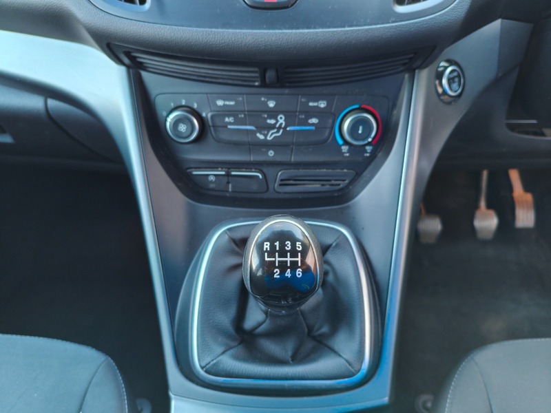 Used Ford Kuga 2018 for sale - 76611439: Photo 22