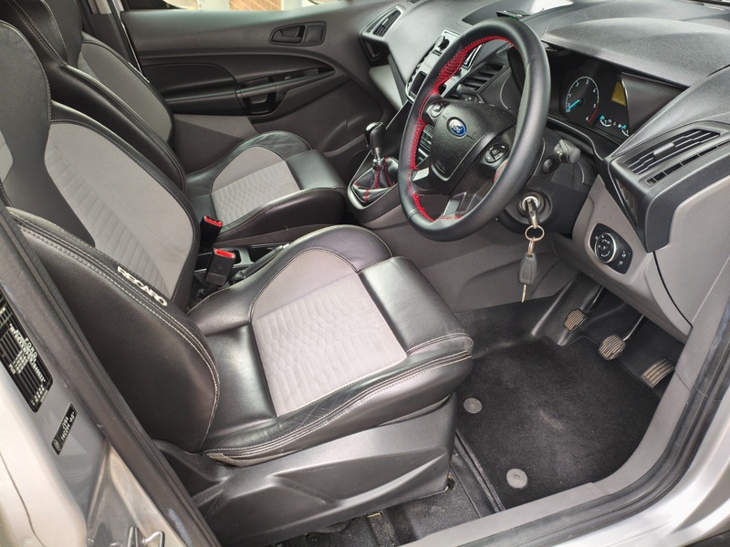 Used Ford Transit Connect 2018 for sale - 76313343: Photo 19