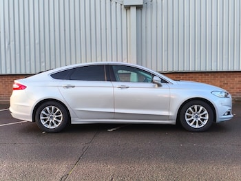Used Ford Mondeo 2018 for sale - 77172874: Photo