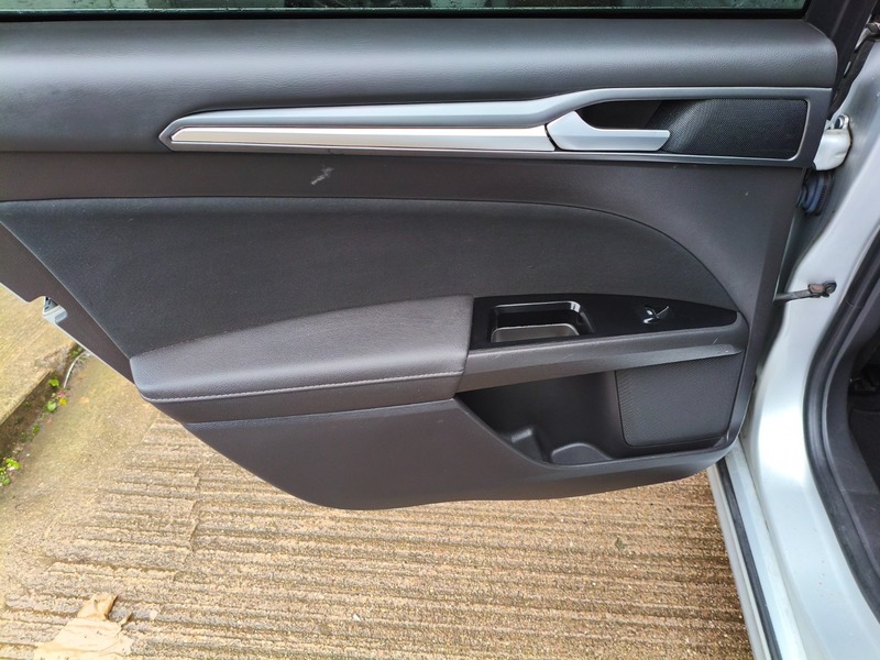 Used Ford Mondeo 2018 for sale - 77172874: Photo 45