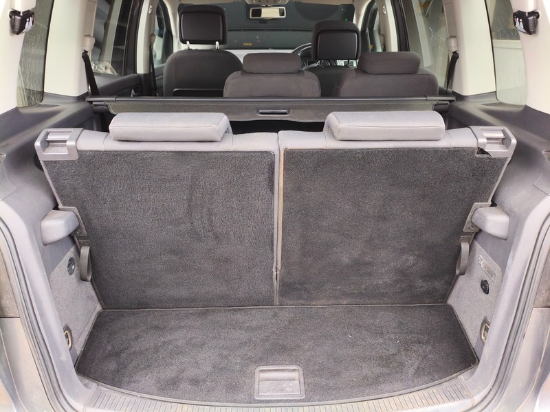 Used Volkswagen Touran 2014 for sale - 77213192: Photo 24