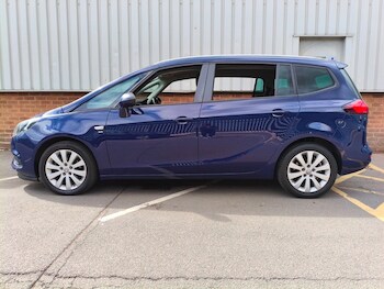 Used Vauxhall Zafira 2017 for sale - 75911912: Photo