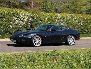 Used Jaguar XKR 2004 for sale - 79543930: Photo
