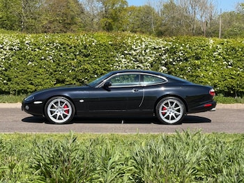 Used Jaguar XKR 2004 for sale - 79543930: Photo