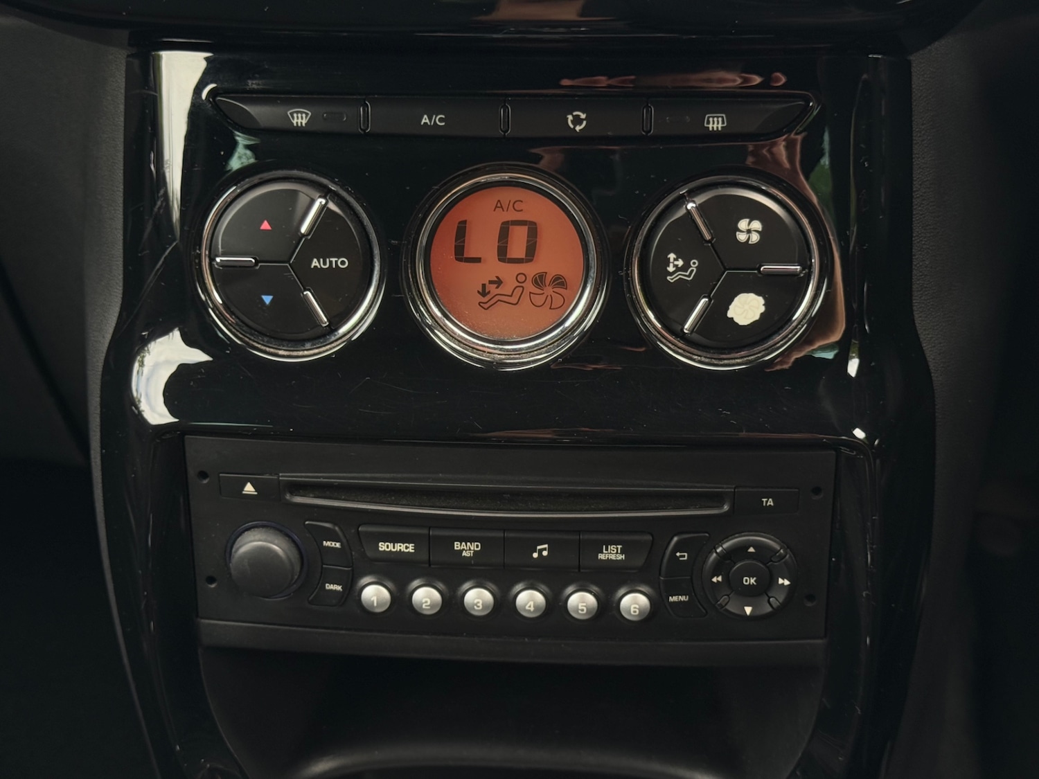 Used Citroen DS3 2014 for sale - 76619582: Photo 36