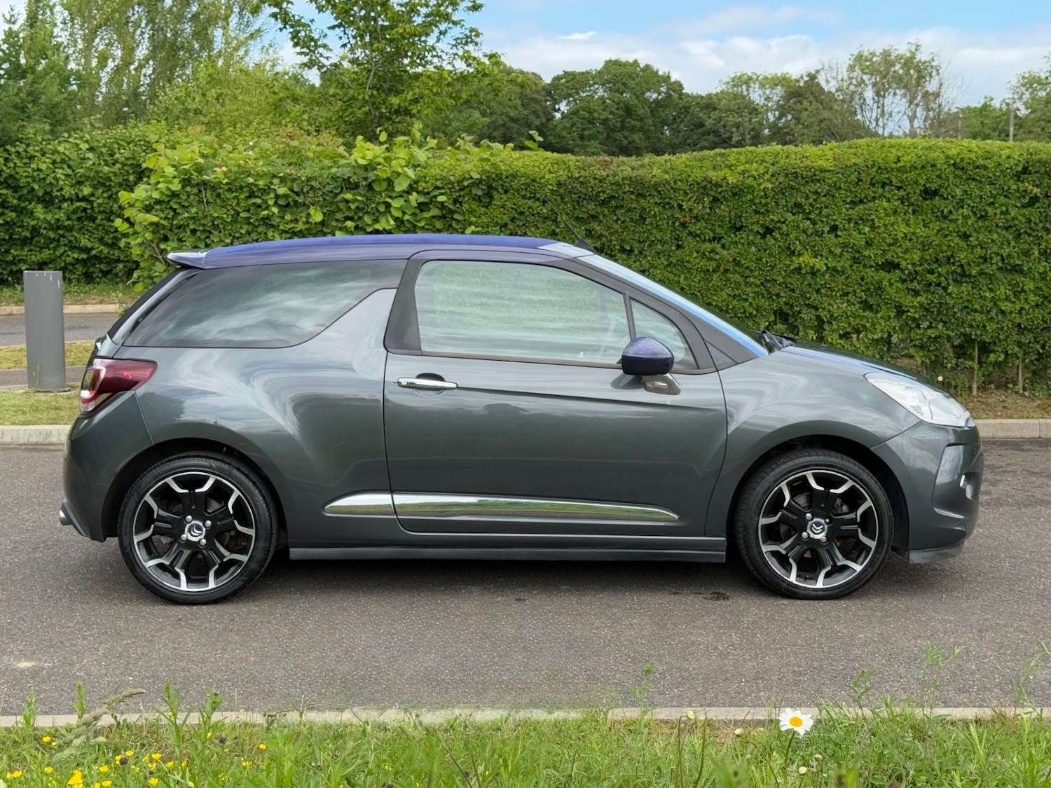 Used Citroen DS3 2014 for sale - 76619582: Photo 8