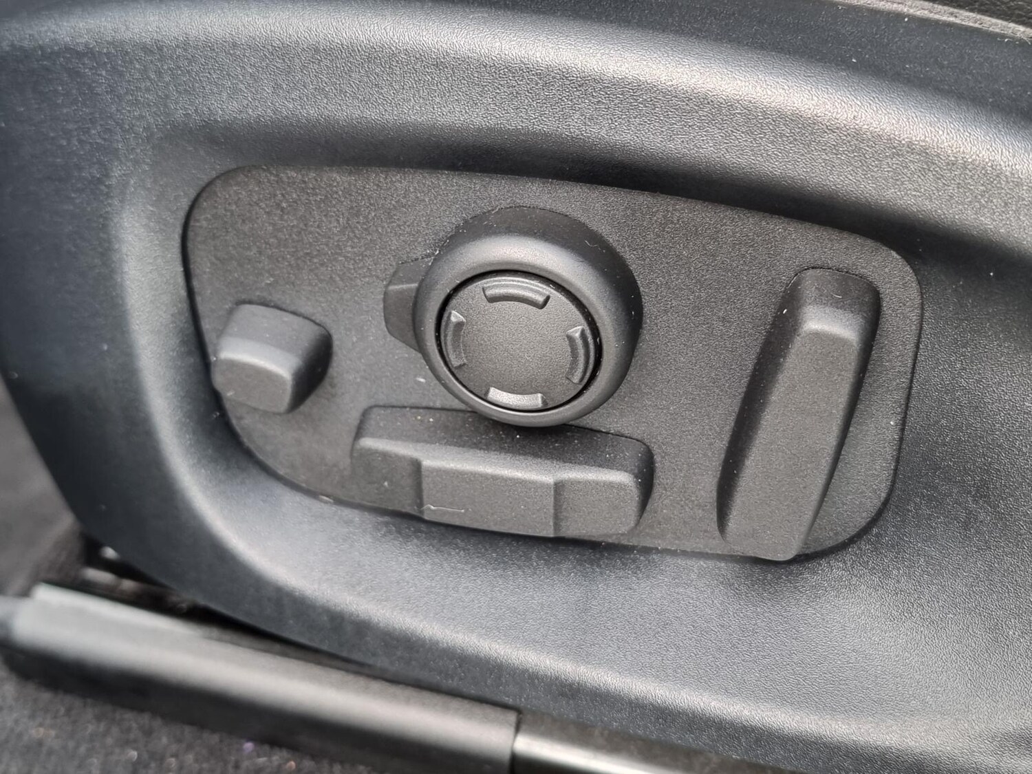 Used Jaguar F-Pace 2017 for sale - 77984140: Photo 39