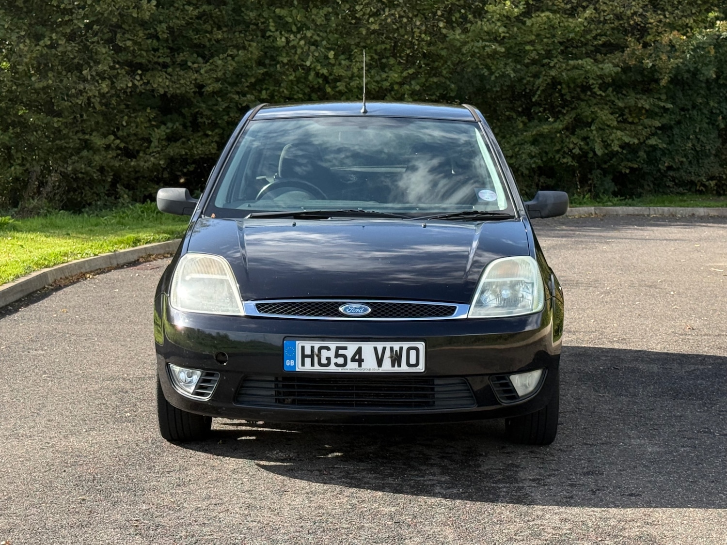 Used Ford Fiesta 2004 for sale - 76625409: Photo 2