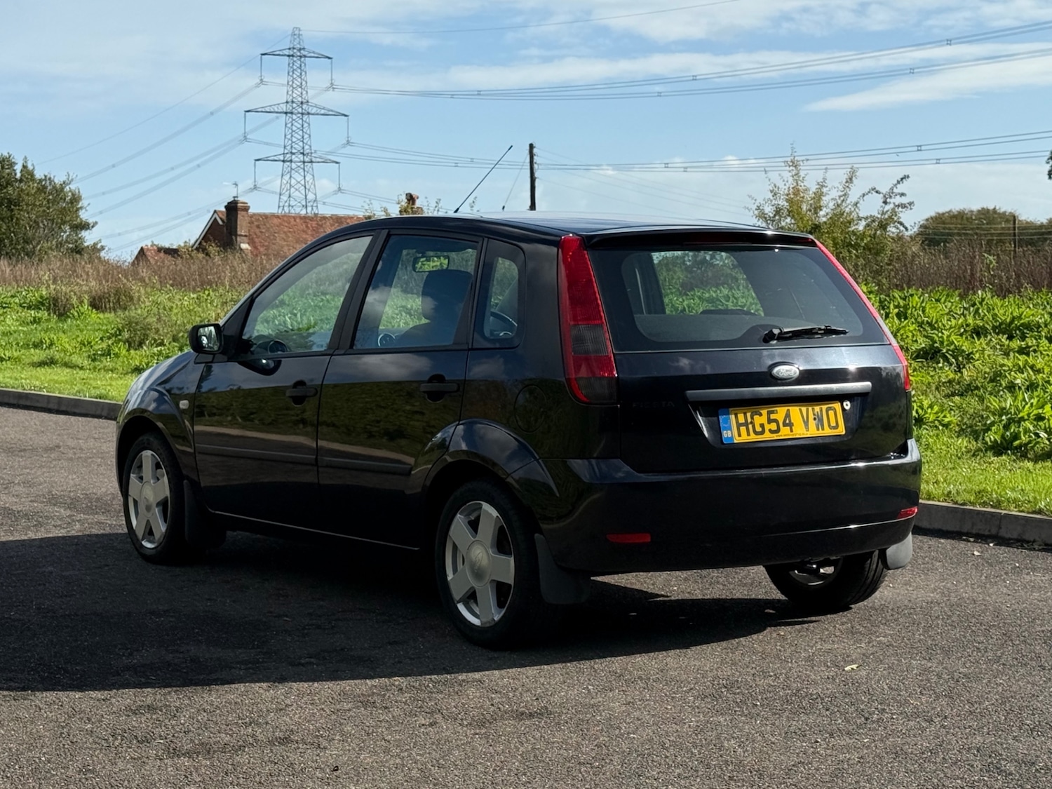 Used Ford Fiesta 2004 for sale - 76625409: Photo 5