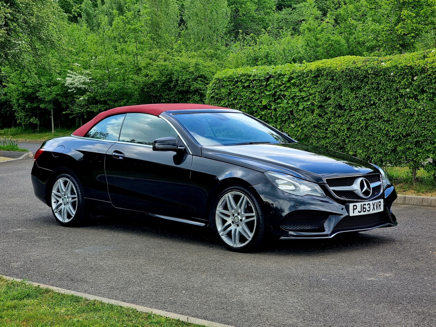 Used Mercedes-Benz E Class 2013 for sale - 76613522: Photo 1